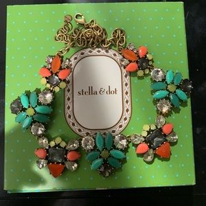 Stella and dot necklace